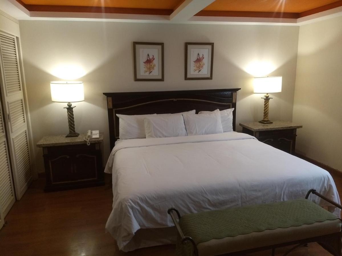 Rose Hotel مونتيري المظهر الخارجي الصورة