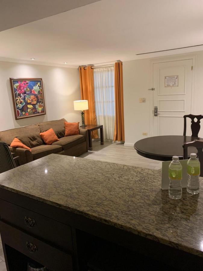 Rose Hotel مونتيري المظهر الخارجي الصورة