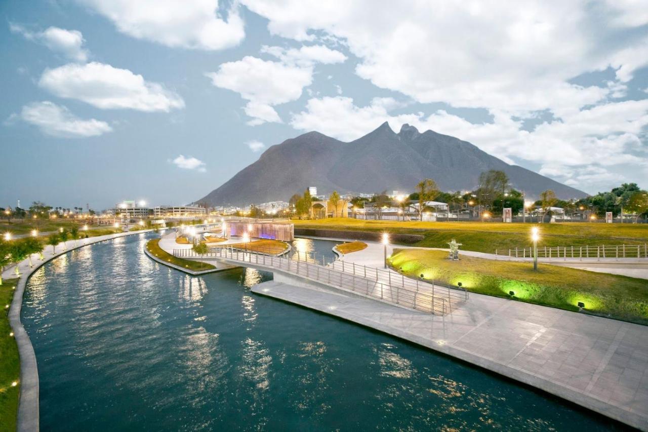 Rose Hotel مونتيري المظهر الخارجي الصورة